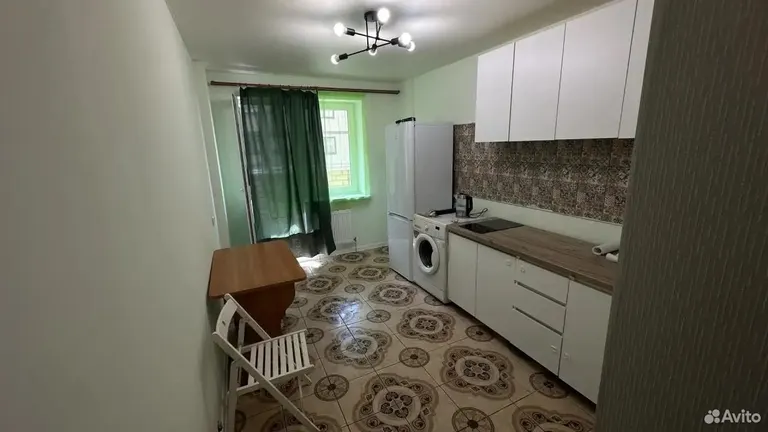 Продается 1-комн. квартира, 37 м² — фото 2